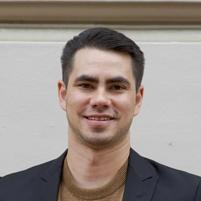 Chiropractor Portland OR Reyn Johnson